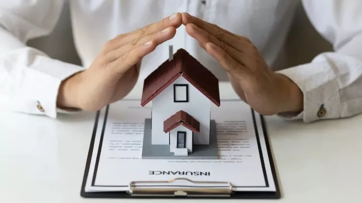 What are the Home Insurance Claim Adjuster Secret Tactics?